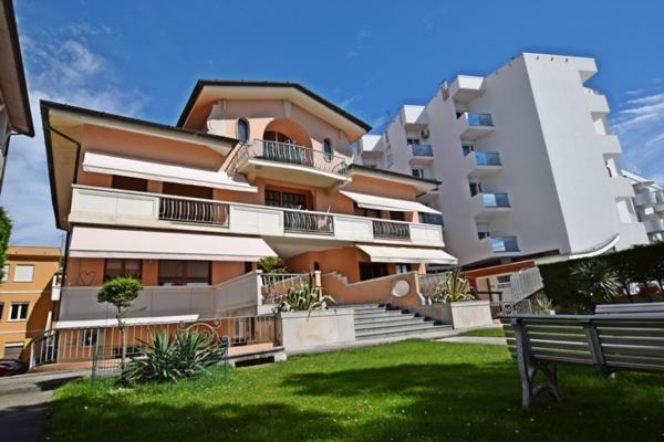 Villa Lory Lignano Sabbiadoro Ngoại thất bức ảnh